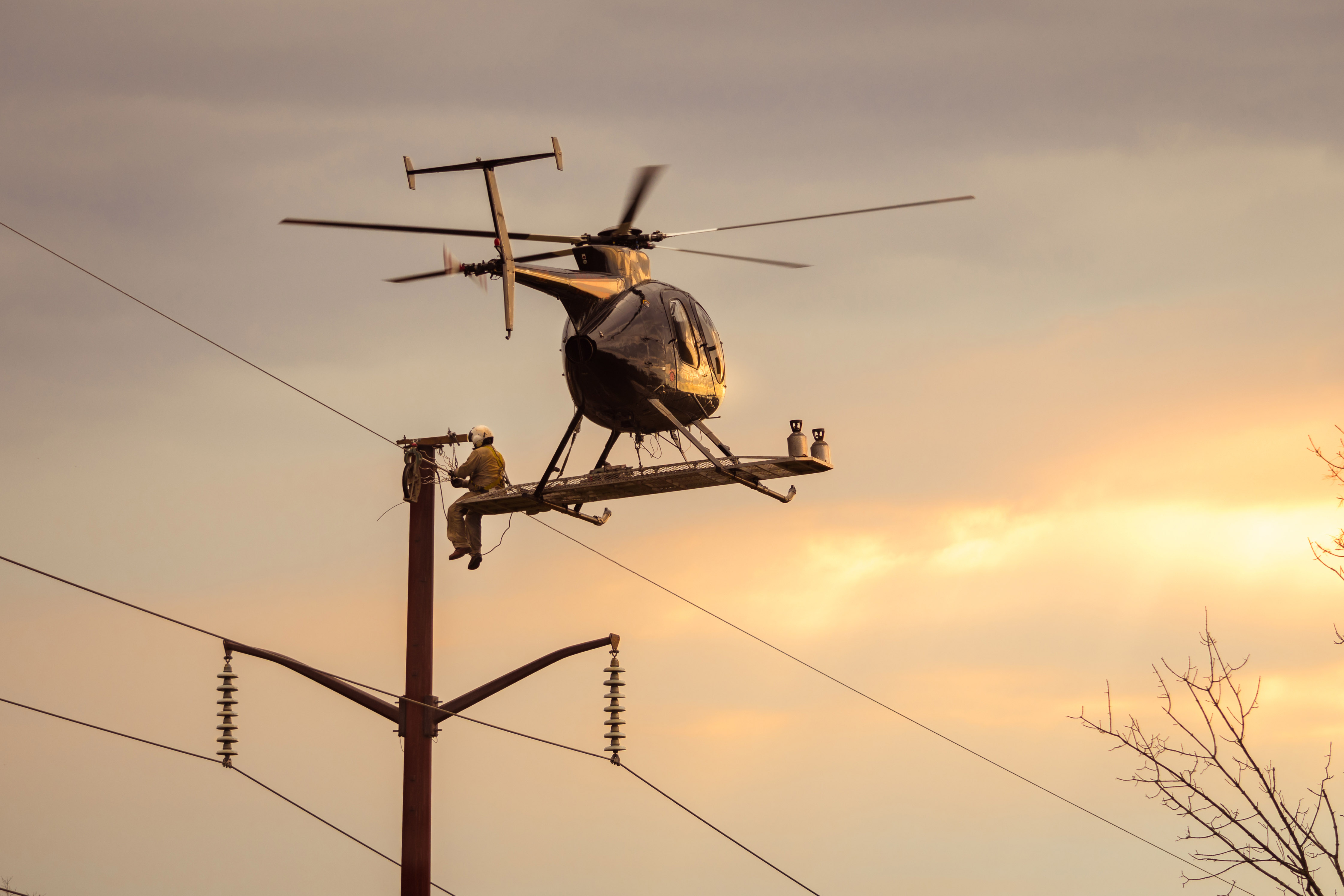Phoenix Helicopter Pole Setting